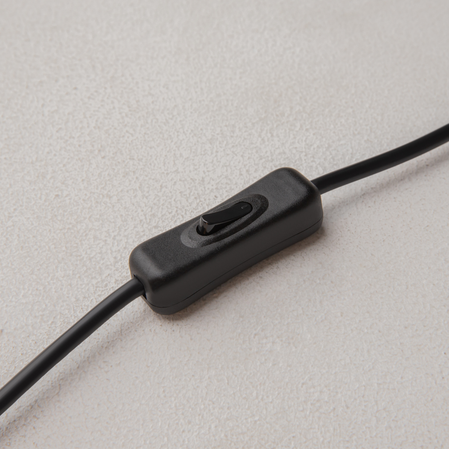 Maytoni Modern Ray Настольный светильник цвет: черный Z012TL-L8B3K