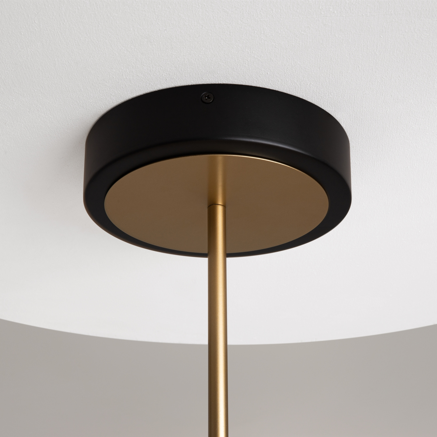 Maytoni Modern Link Подвесной светильник цвет: черный и латунь MOD357PL-L40BS3K