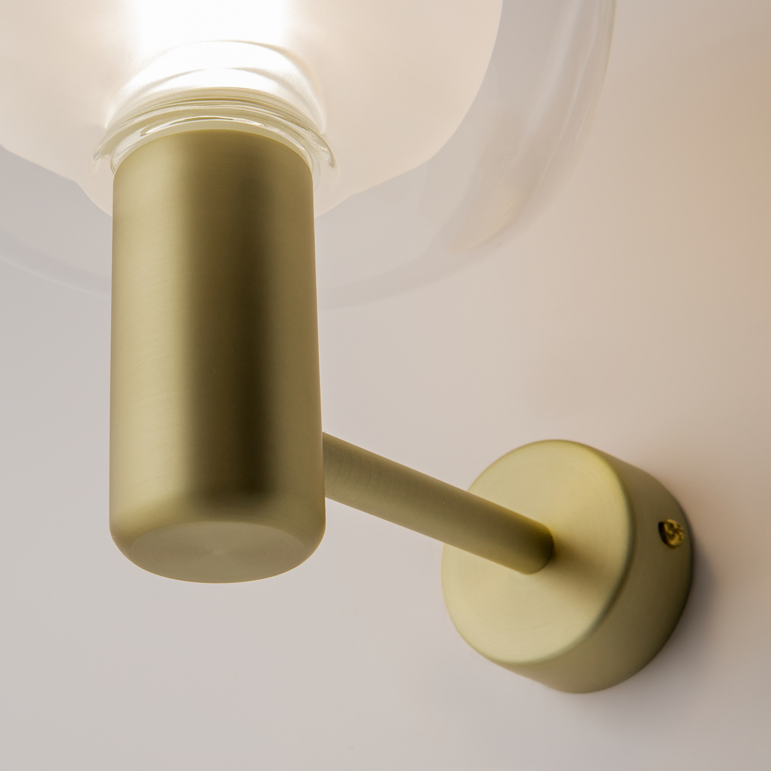 Maytoni Modern Vision Настенный светильник (бра) цвет: золото MOD411WL-01G