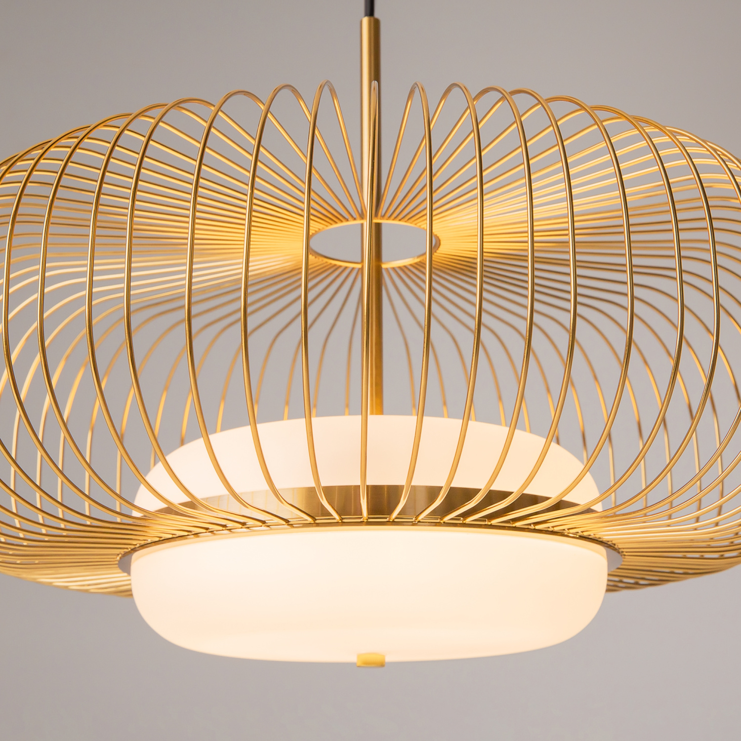 Maytoni Modern Levitation Подвесной светильник цвет: латунь MOD376PL-L30G3K