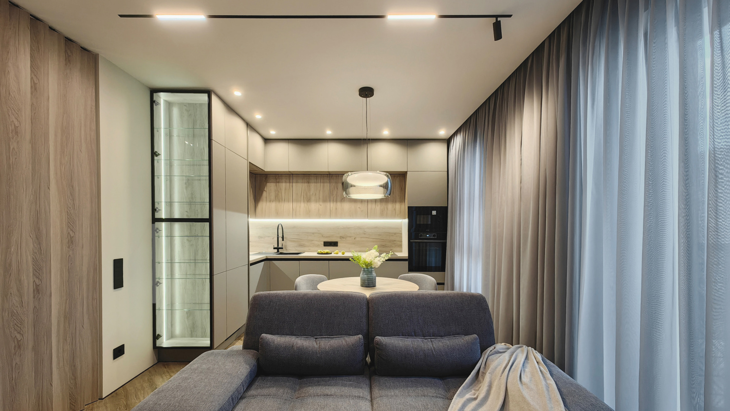 Maytoni Светильник Трековый светильник Focus LED, черный TR032-2-5W4K-M-B