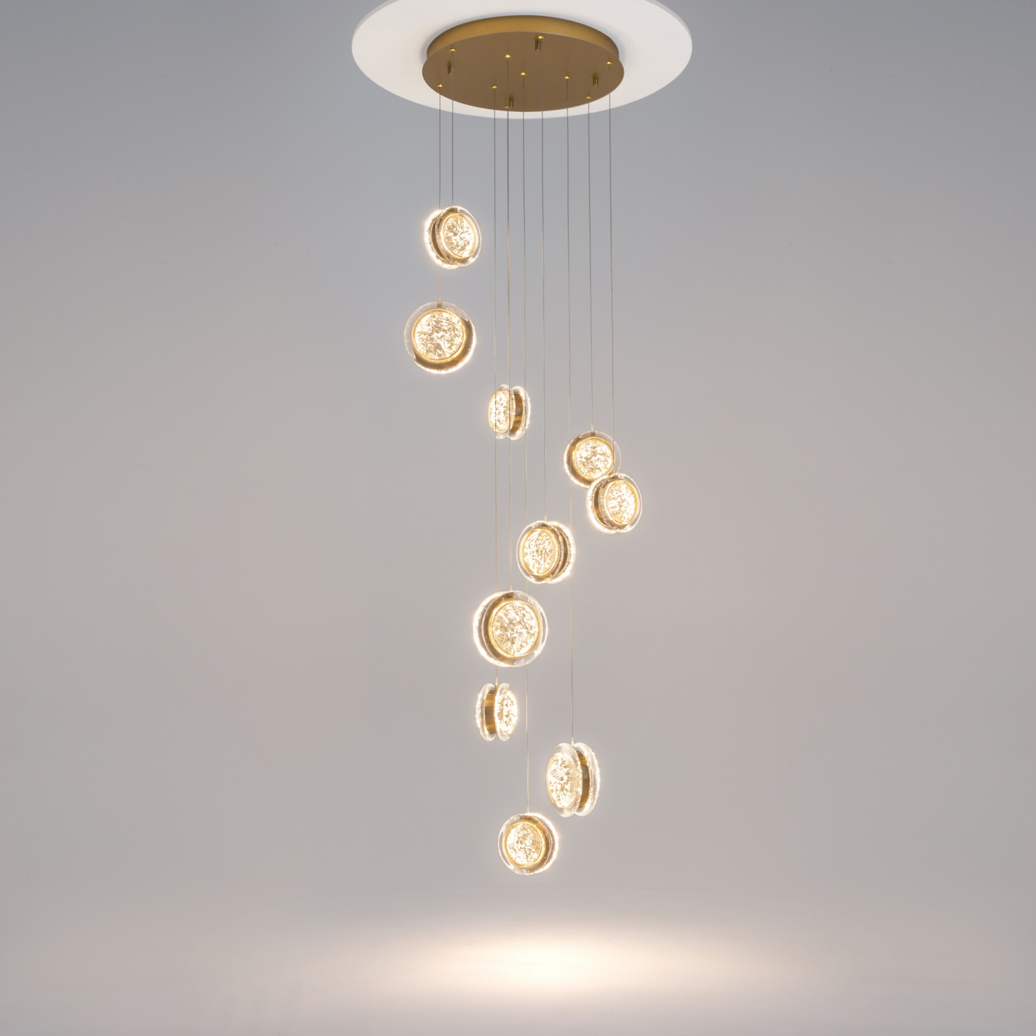 Maytoni Modern Pharao Подвесной светильник цвет: черный и латунь MOD361PL-L41BS3K