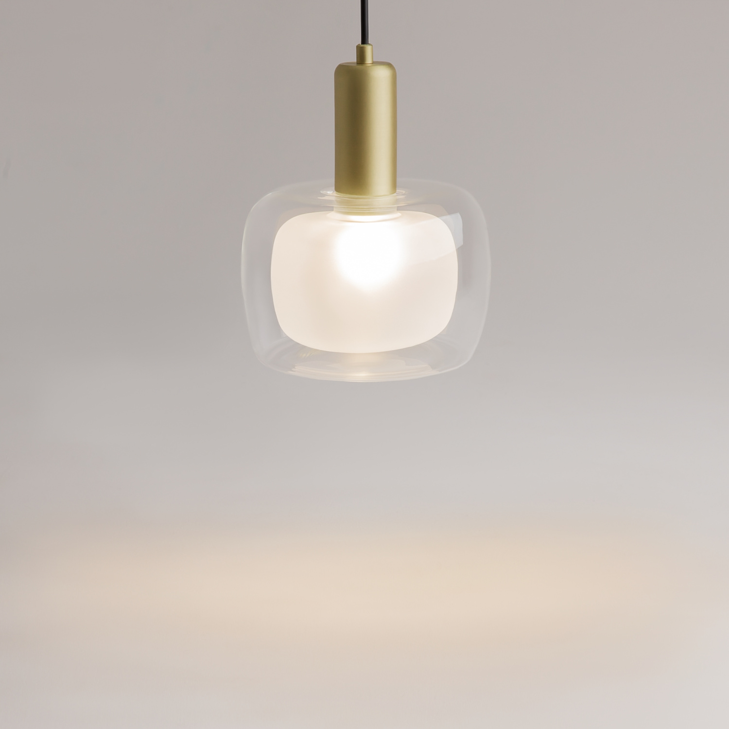 Maytoni Modern Vision Подвесной светильник цвет: золото MOD411PL-01G