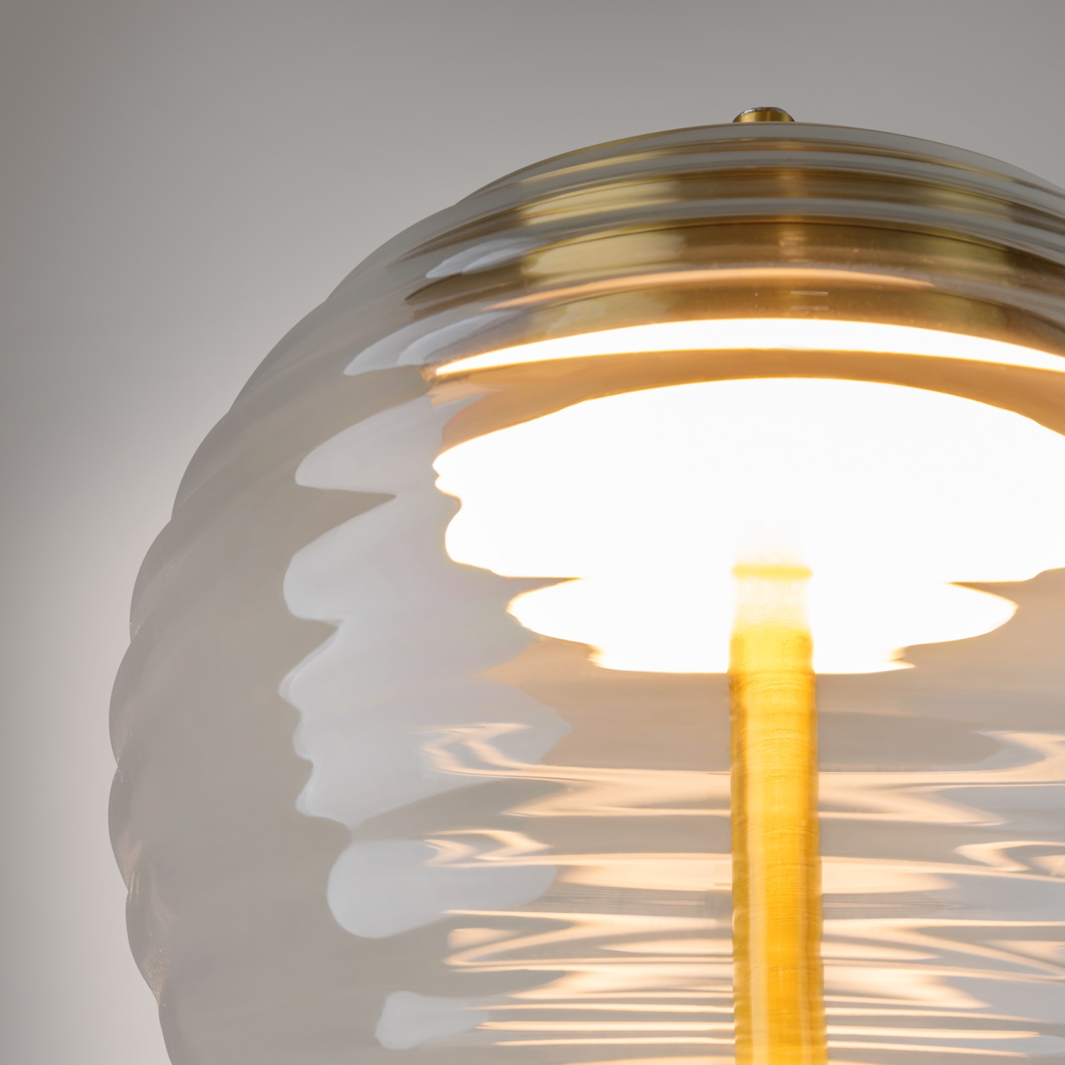 Maytoni Modern Mystic Настольный светильник цвет: латунь P060TL-L12BSK1