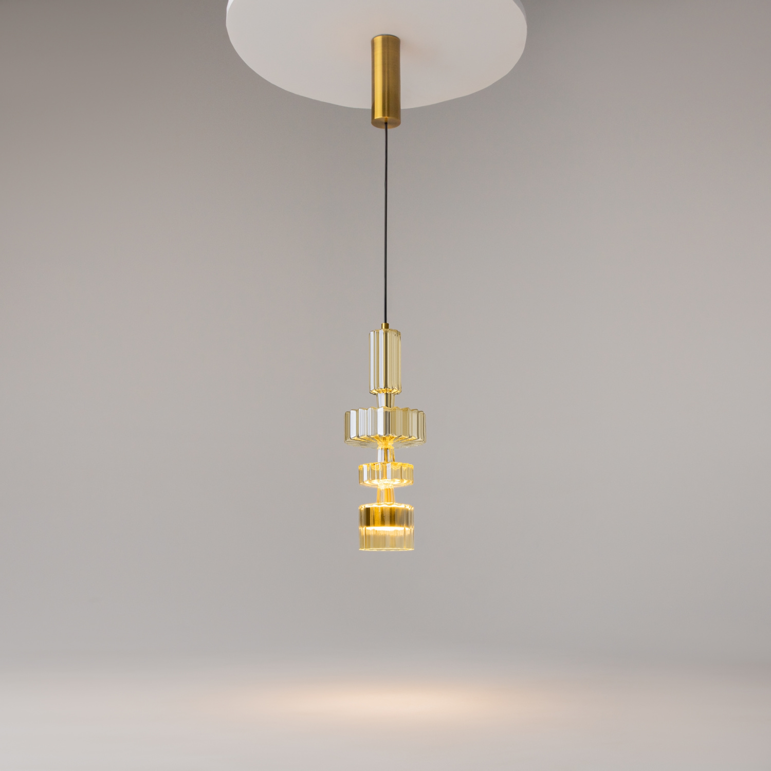 Maytoni Modern Level Подвесной светильник цвет: латунь MOD253PL-L18BS3K3