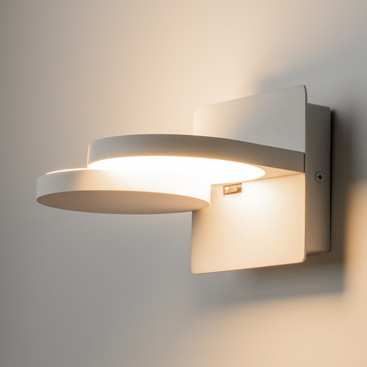 Maytoni Modern Flap Настенный светильник (бра) цвет: белый MOD354WL-L12W3K