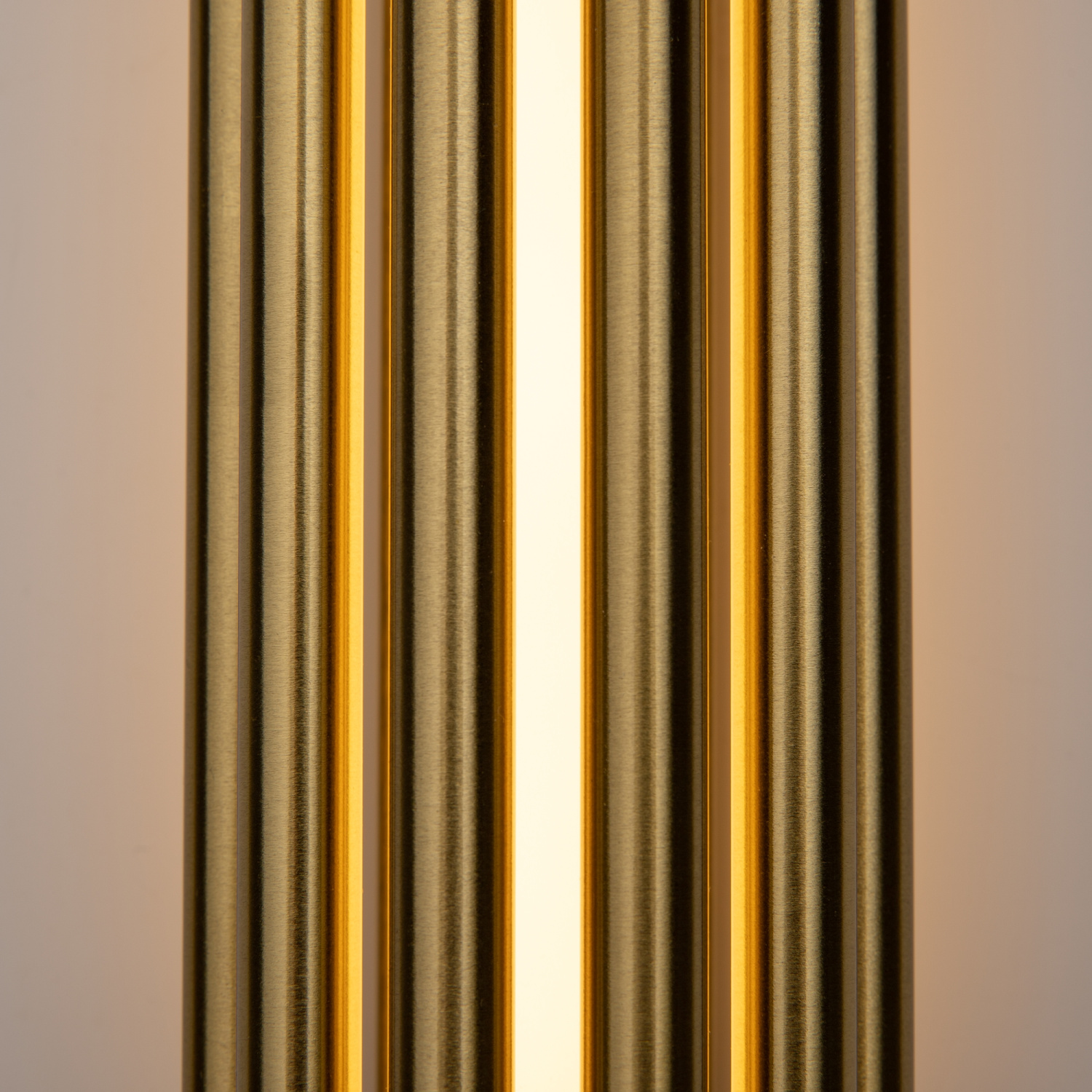 Maytoni Modern Sonata Настенный светильник (бра) цвет: латунь MOD410WL-L12BS3K