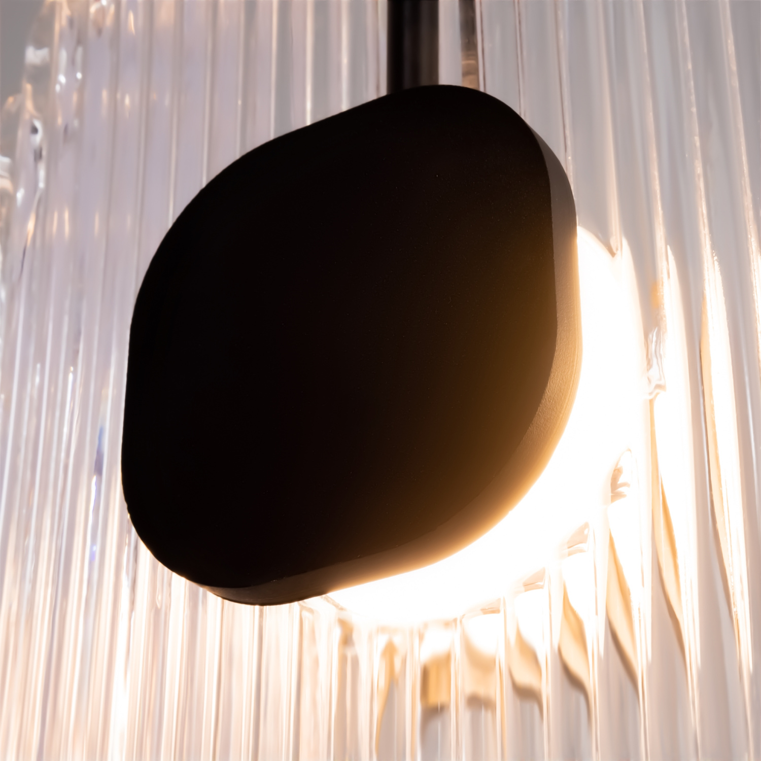 Maytoni Modern Eclipse Подвесной светильник цвет: черный MOD152PL-L1BK