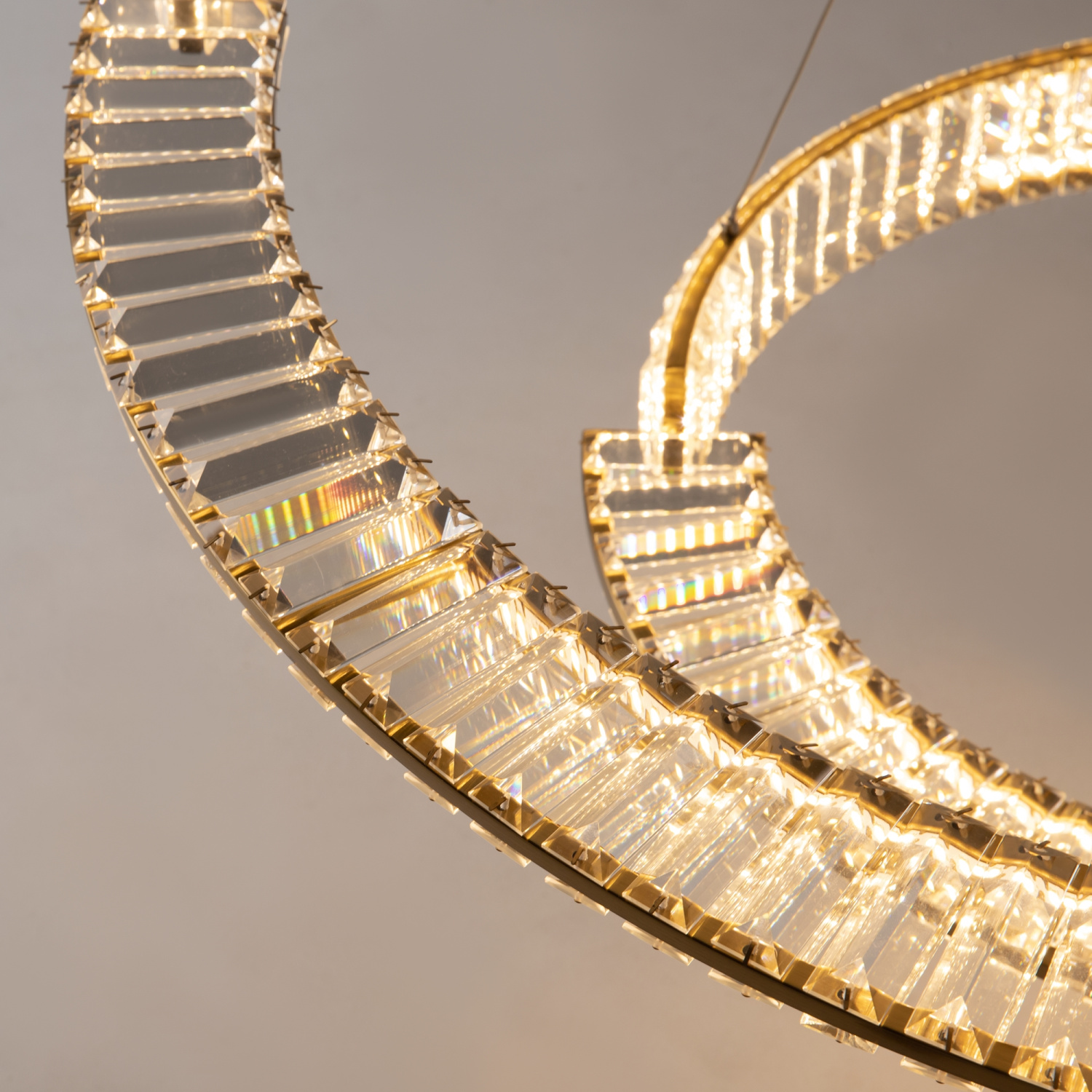 Maytoni Modern Krone Подвесной светильник цвет: латунь P097PL-L90BS3K