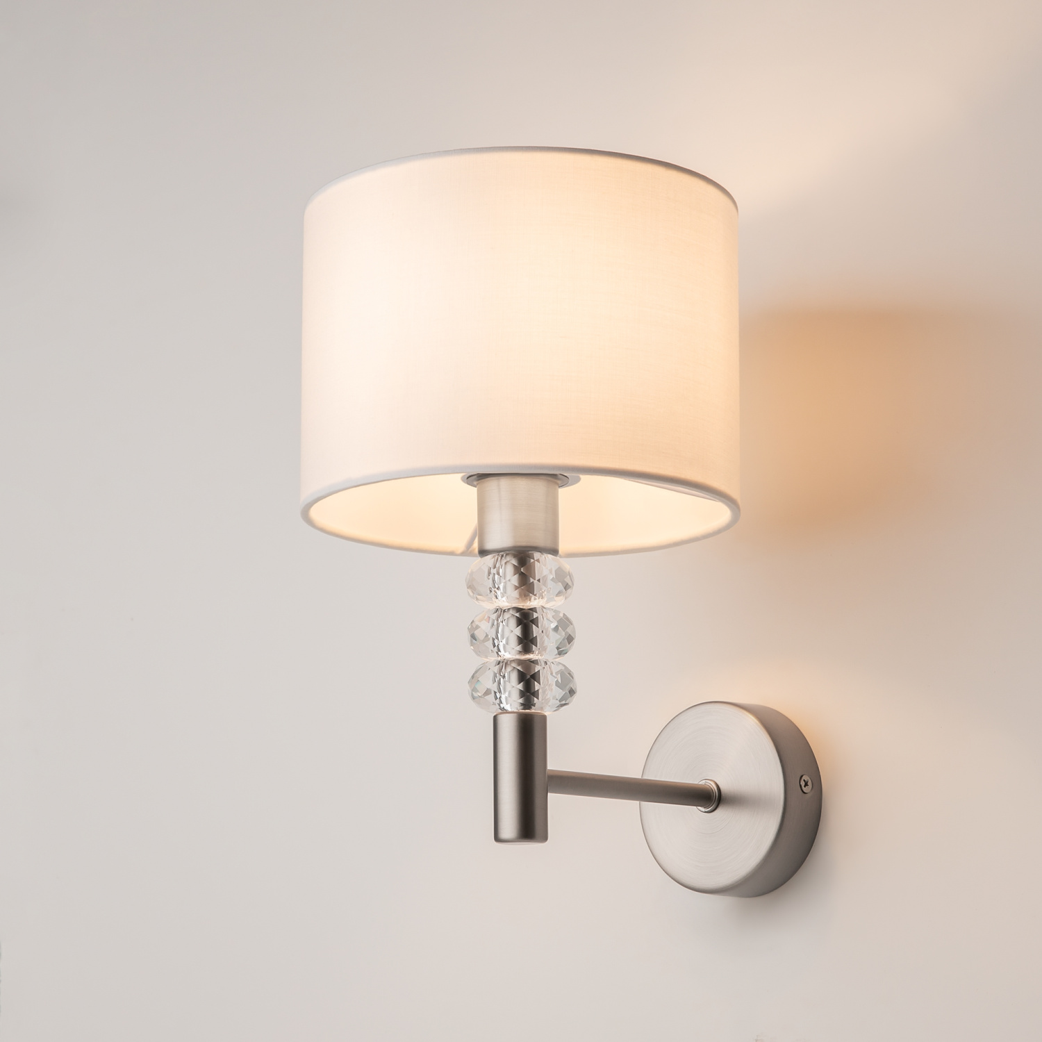 Maytoni Modern Lincoln Настенный светильник (бра) цвет: никель MOD527WL-01N