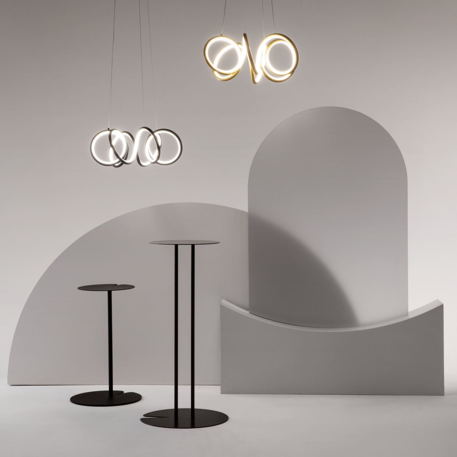 Maytoni Modern Curve Подвесной светильник цвет: черный MOD241PL-L60BK