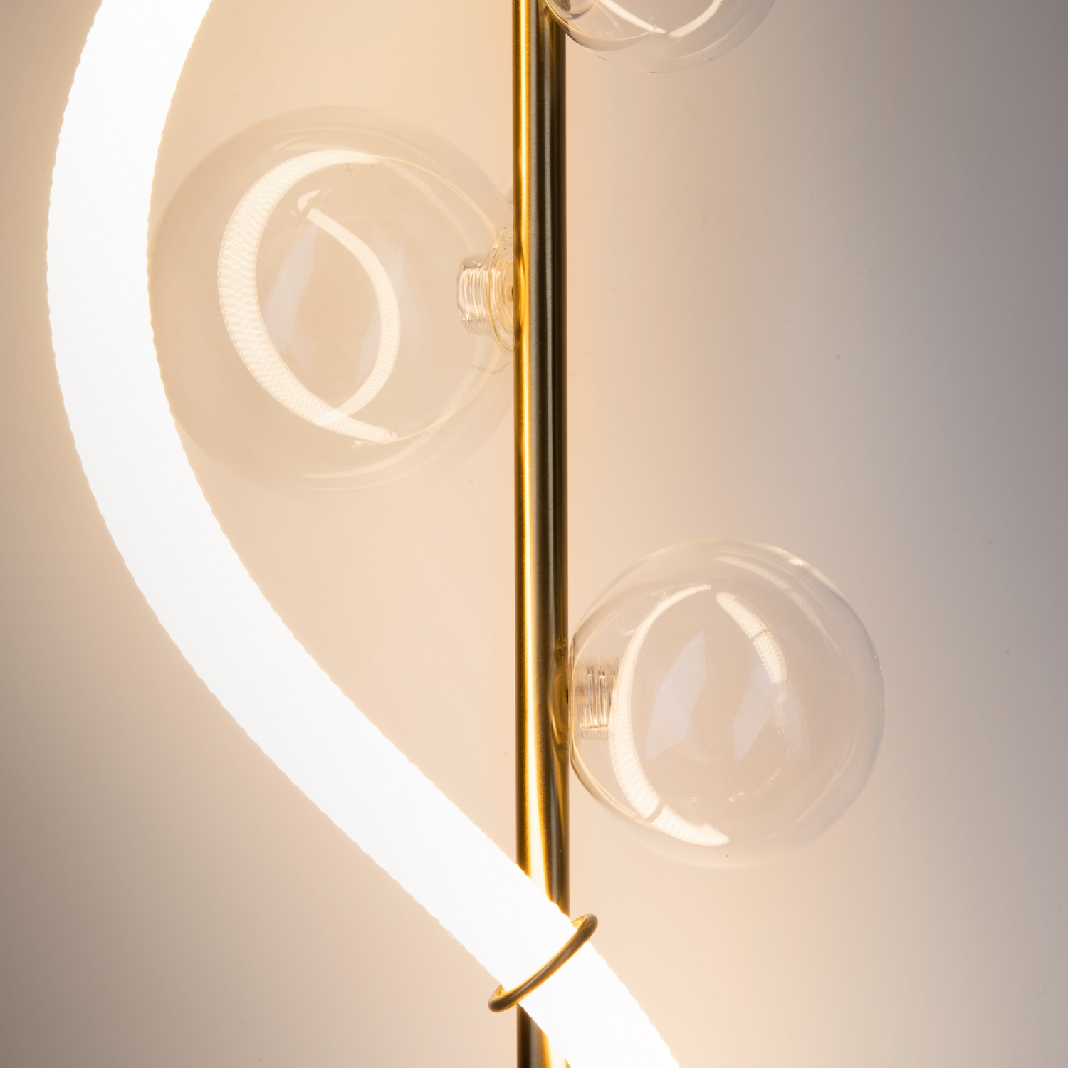 Maytoni Modern Oasis Настенный светильник (бра) цвет: латунь MOD289WL-L18BS3K