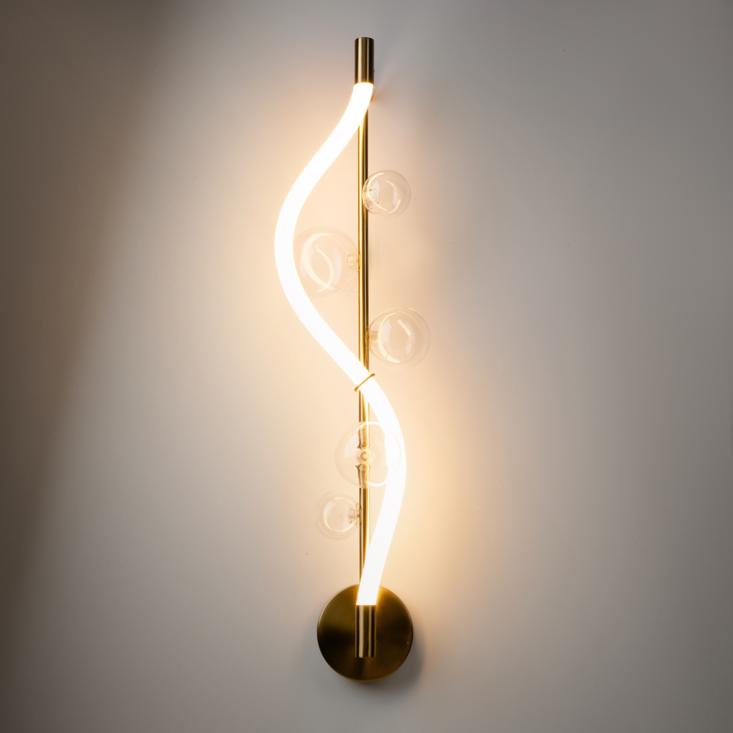 Maytoni Modern Oasis Настенный светильник (бра) цвет: латунь MOD289WL-L18BS3K