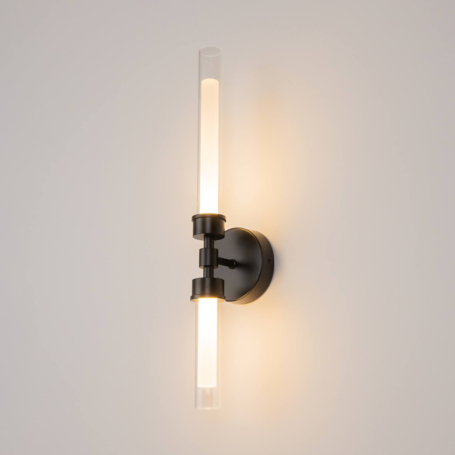 Maytoni Modern Stelo Настенный светильник (бра) цвет: черный MOD116WL-L7B3K