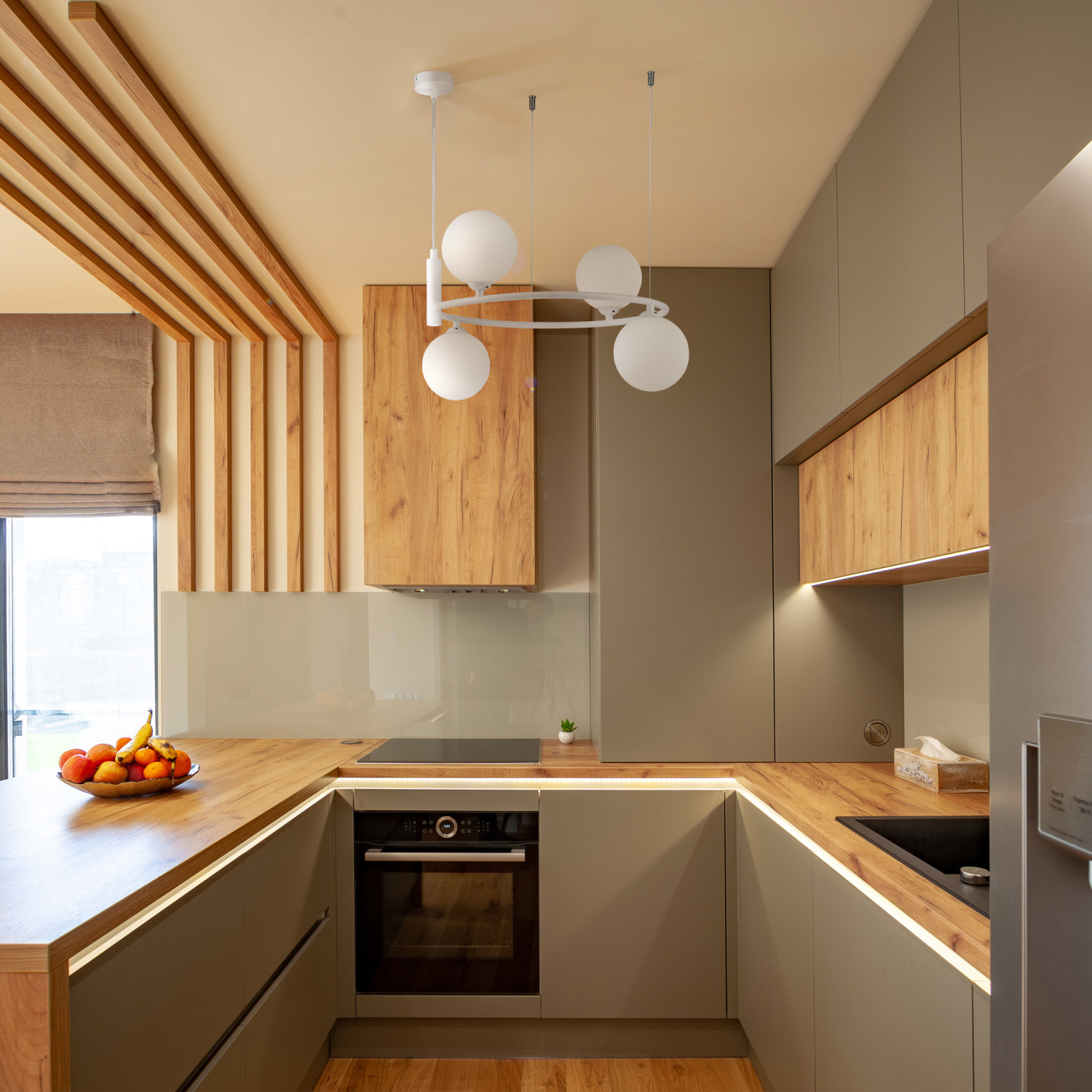 Maytoni Modern Ring Подвесной светильник цвет: белый MOD013PL-04W