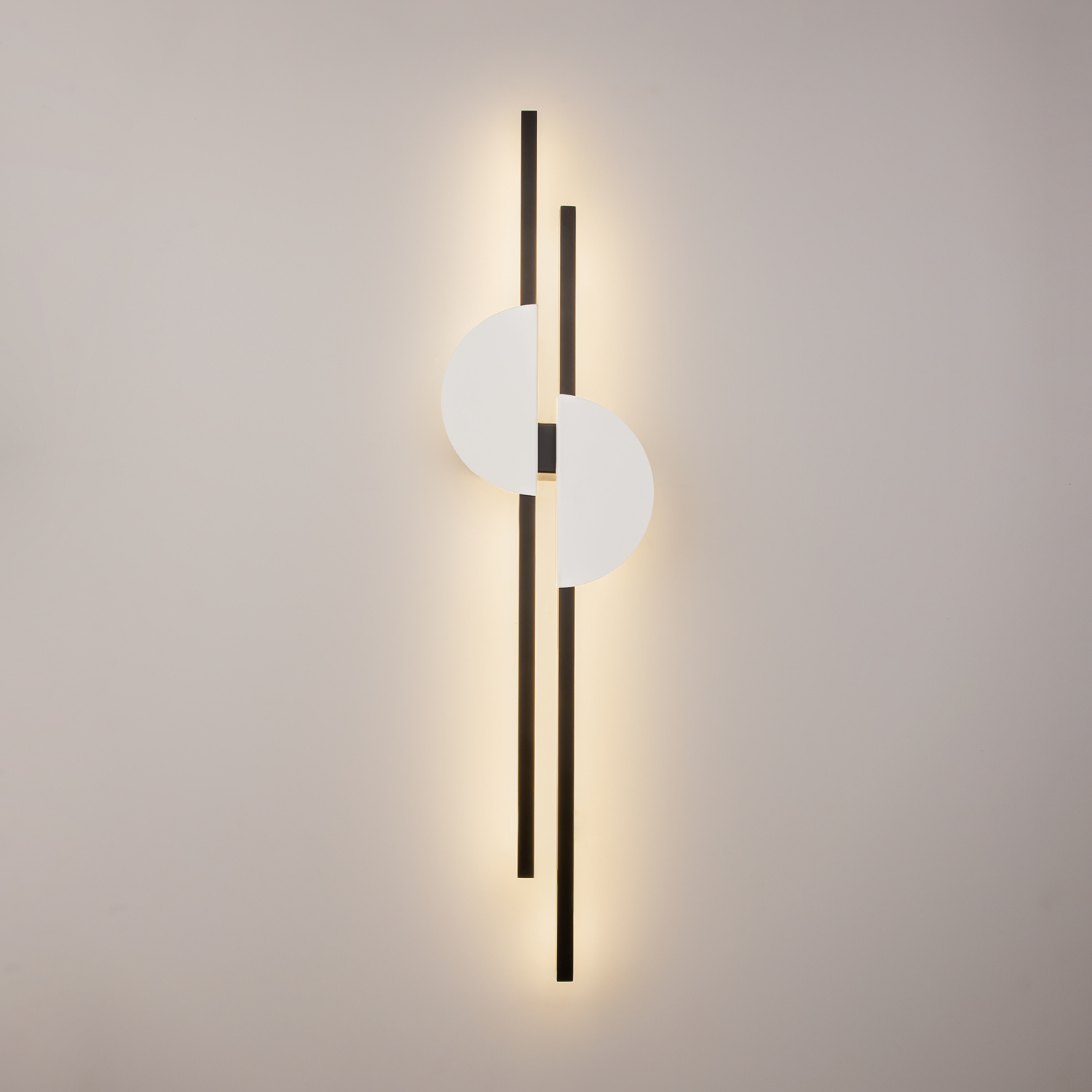 Maytoni Modern Skyline Настенный светильник (бра) цвет: черный MOD179WL-L22W4K