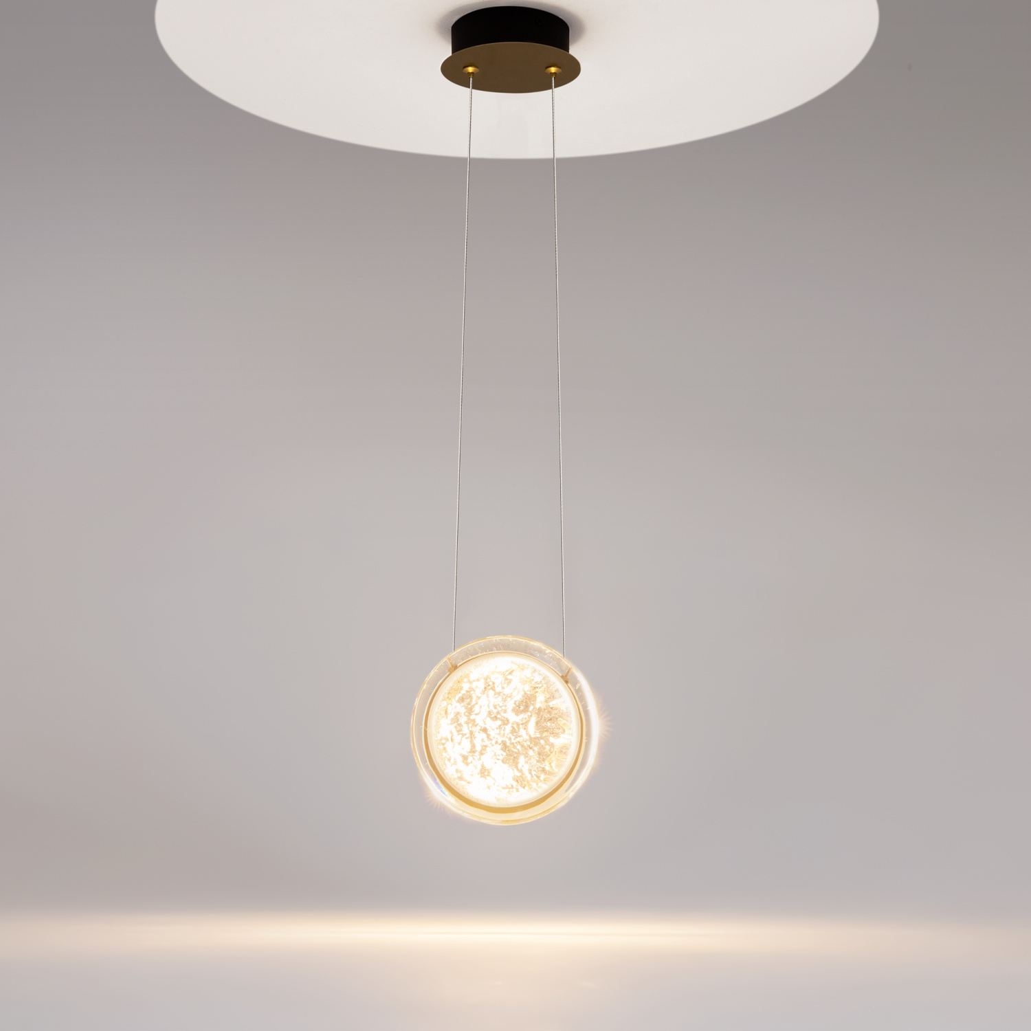 Maytoni Modern Pharao Подвесной светильник цвет: черный и латунь MOD361PL-L7BS3K1