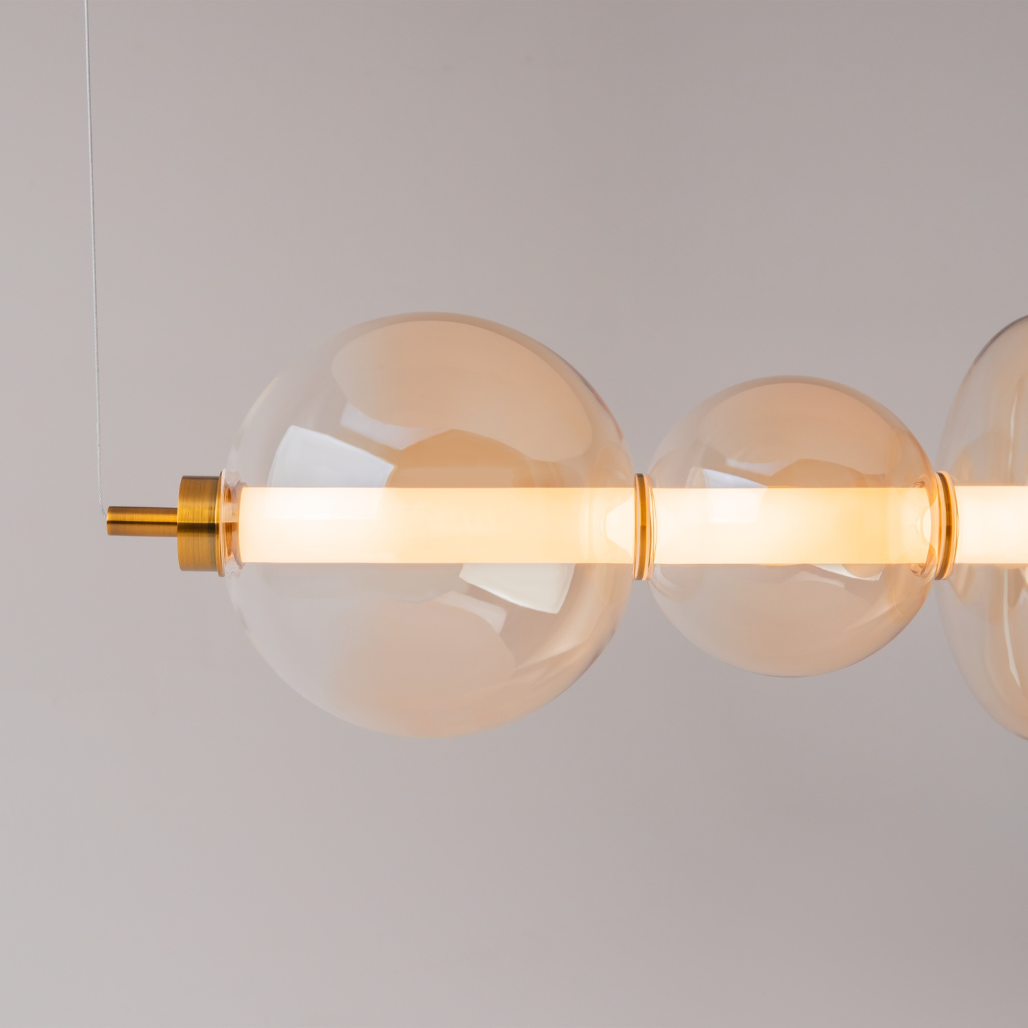 Maytoni Modern Futuro Подвесной светильник цвет: латунь MOD307PL-L40BS3K