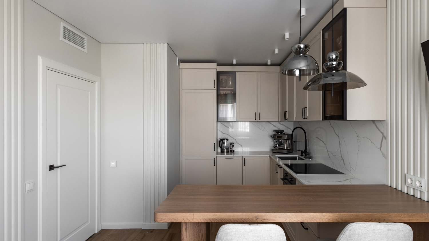 Maytoni Modern Bangkok Подвесной светильник цвет: черный MOD185PL-L6B3K6