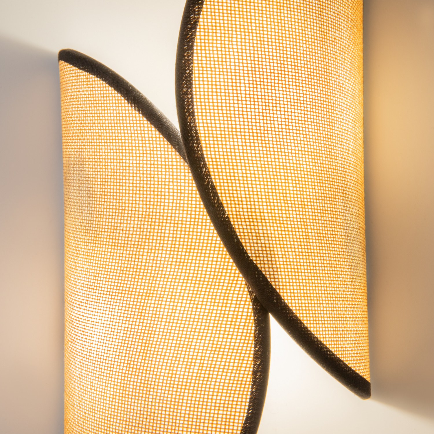 Maytoni Modern Organic Настенный светильник (бра) цвет: черный MOD225WL-02B2