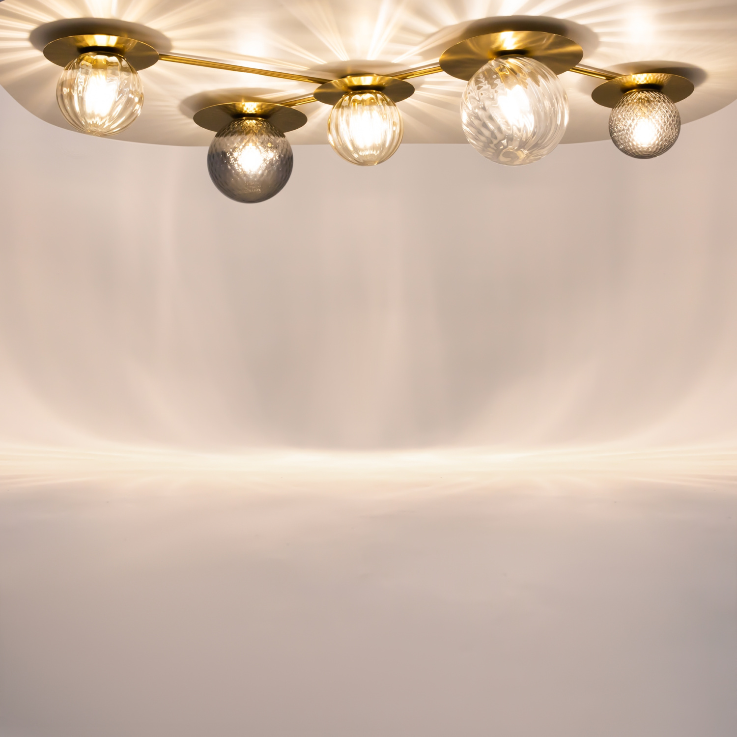 Maytoni Modern Star sky Потолочный светильник цвет: латунь MOD291CL-05BS1