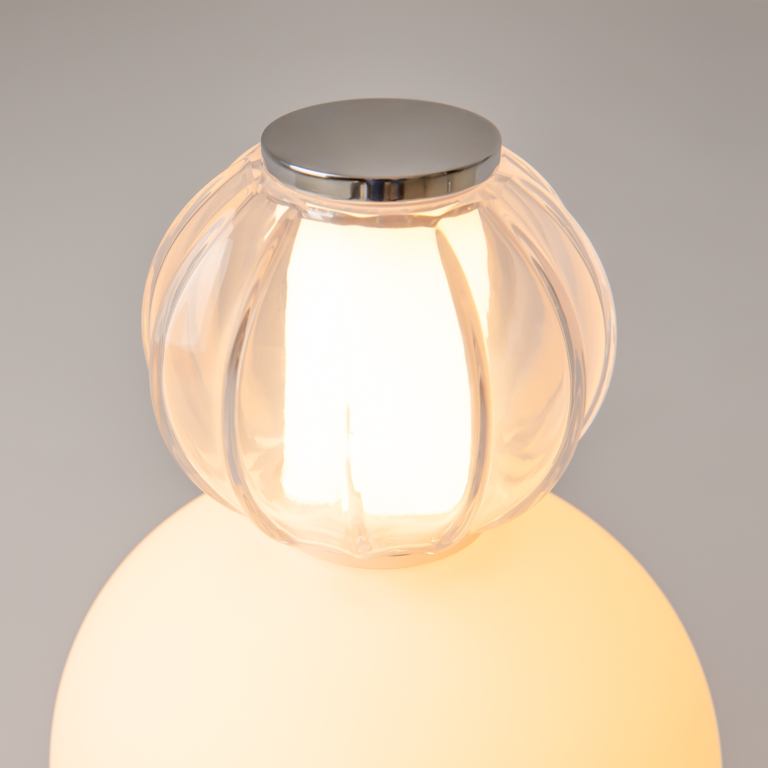 Maytoni Modern Collar Настольный светильник цвет: хром MOD301TL-L18CH3K