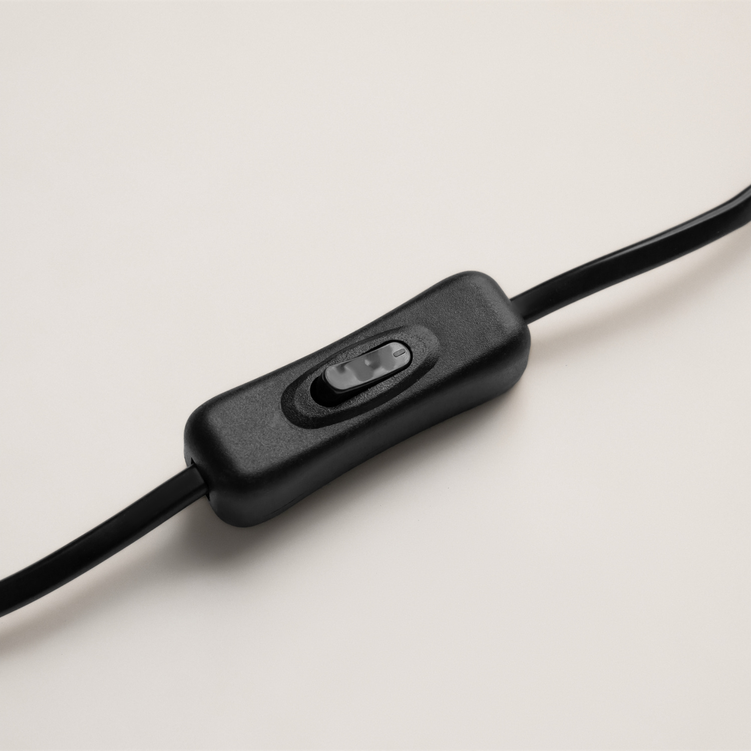 Maytoni Modern Adore Настольный светильник цвет: латунь MOD297TL-L24BS3K