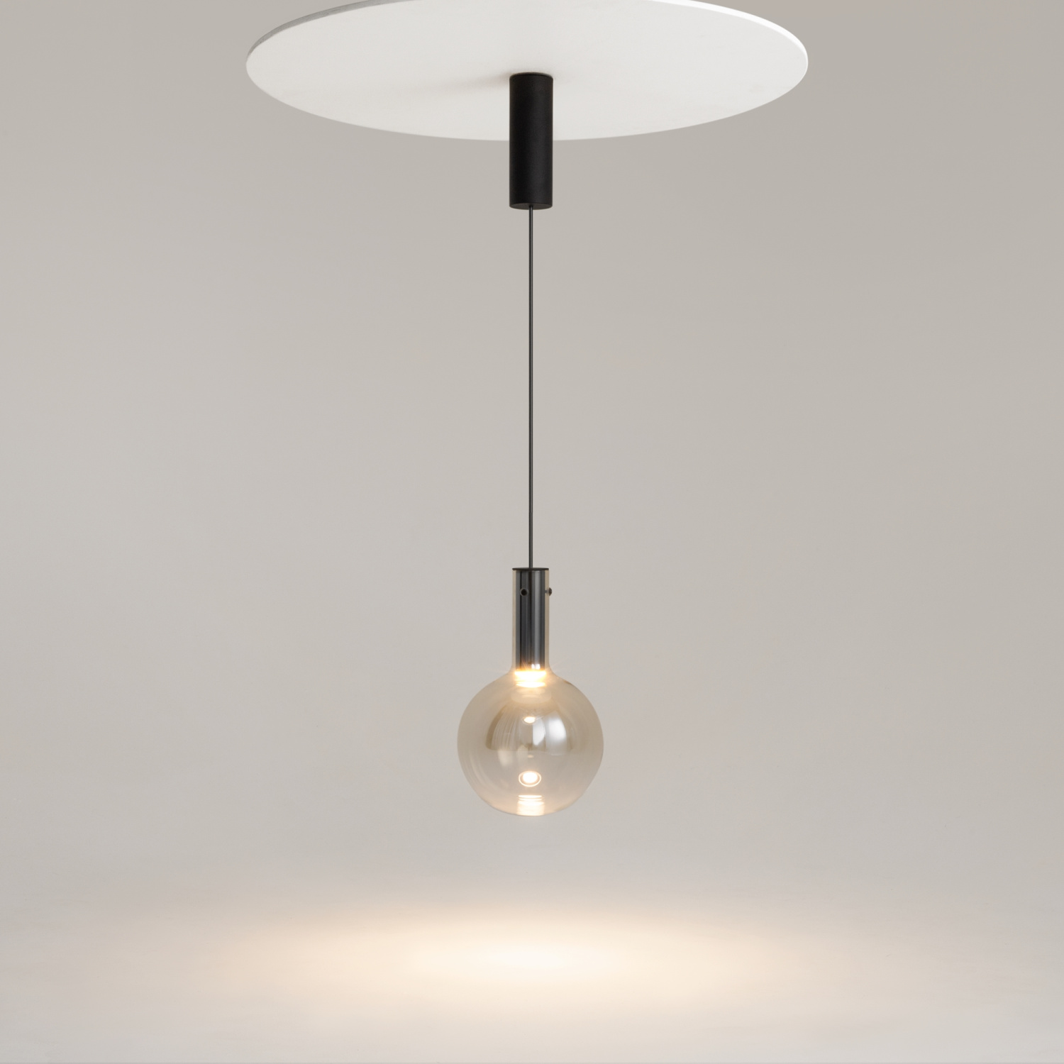 Maytoni Modern Nebula Подвесной светильник цвет: черный MOD182PL-L4CG3K