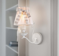 Maytoni Classic Bird Настенный светильник (бра) цвет: белый ARM013-01-W