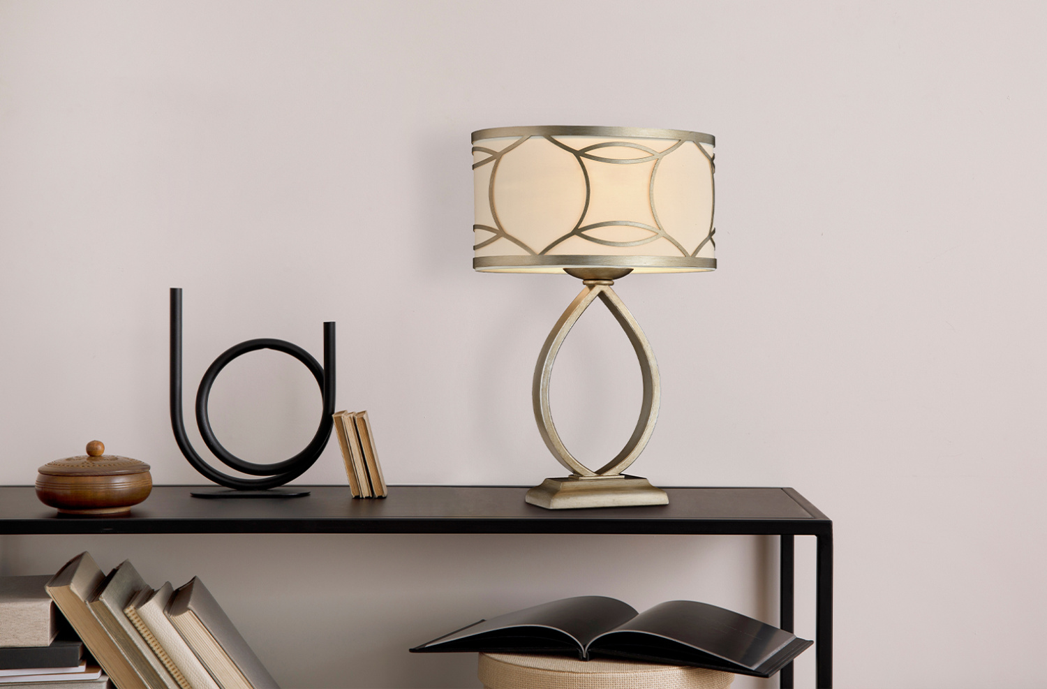 Maytoni Classic Fibi Настольный светильник цвет: золото H310-11-G