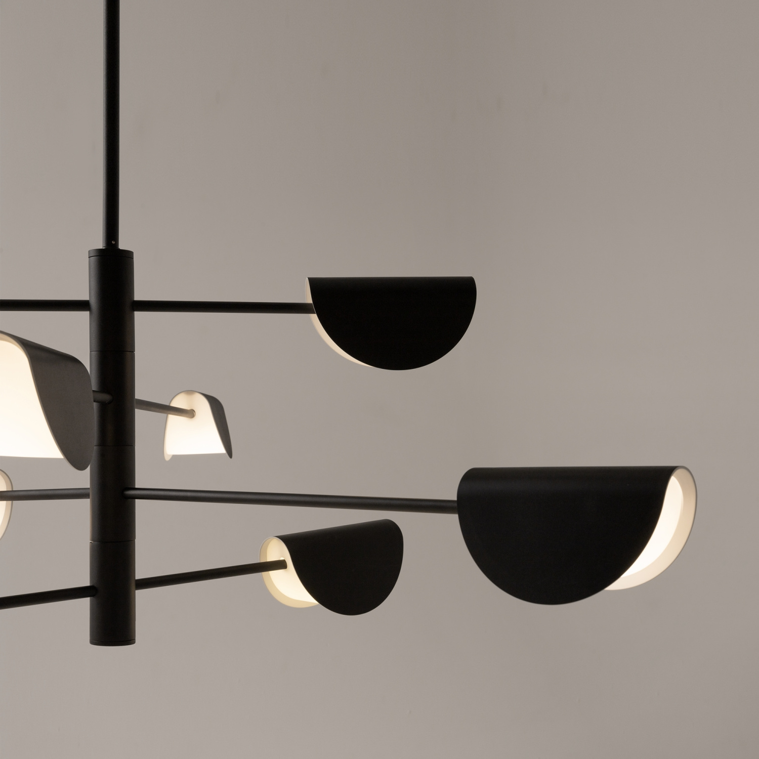 Maytoni Modern Mollis Люстра цвет: черный MOD126PL-08B