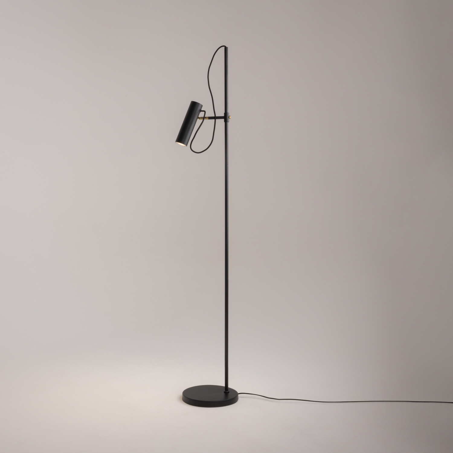 Maytoni Modern Bansky Напольный светильник (торшер) цвет: черный MOD129FL-01B