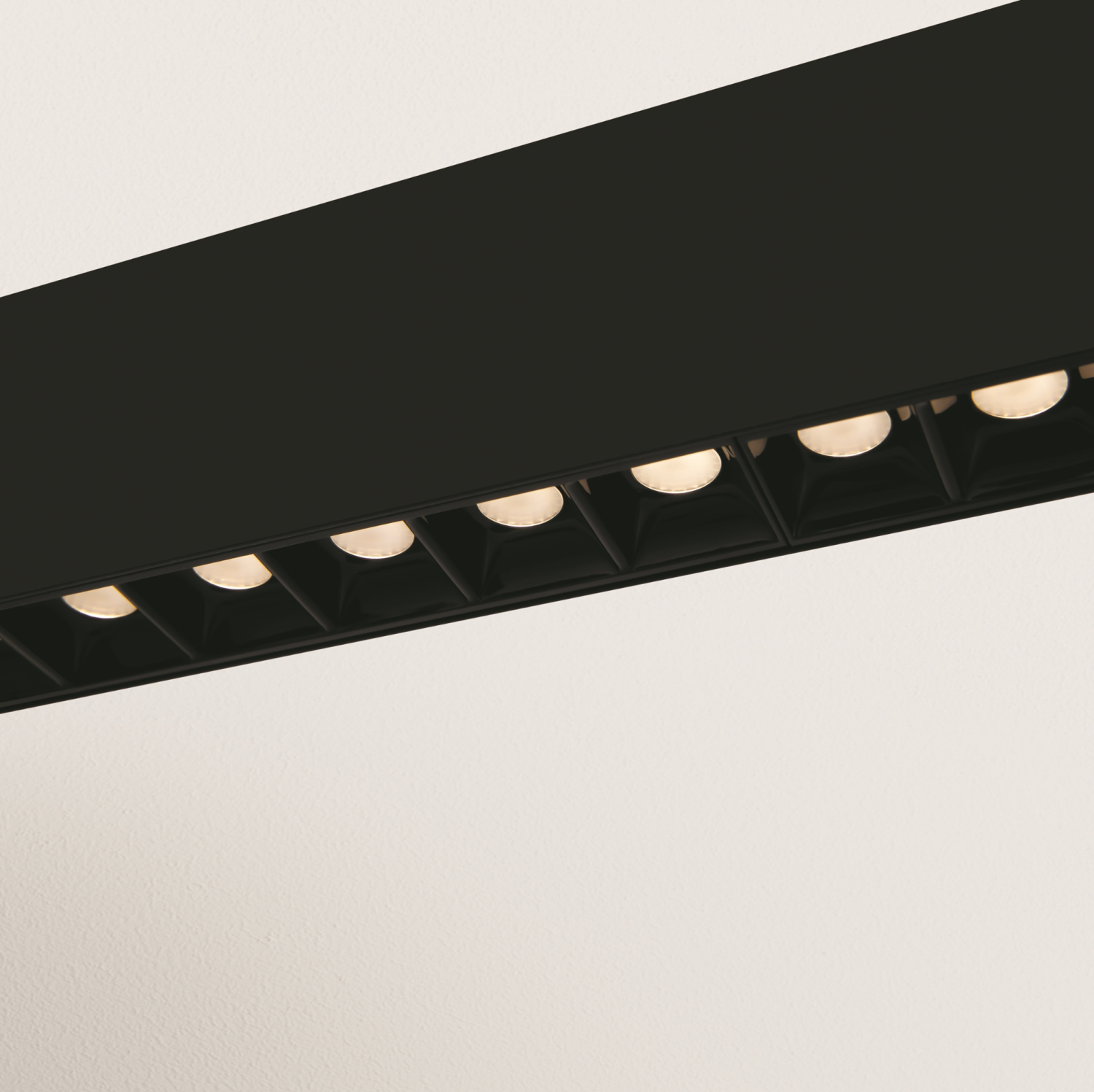 Maytoni Technical Points Подвесной светильник цвет: черный P050PL-L40B4K