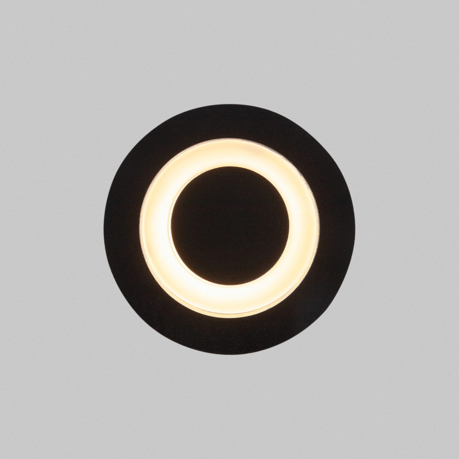 Maytoni Outdoor Limo Встраиваемый светильник цвет: черный O037-L3B3K