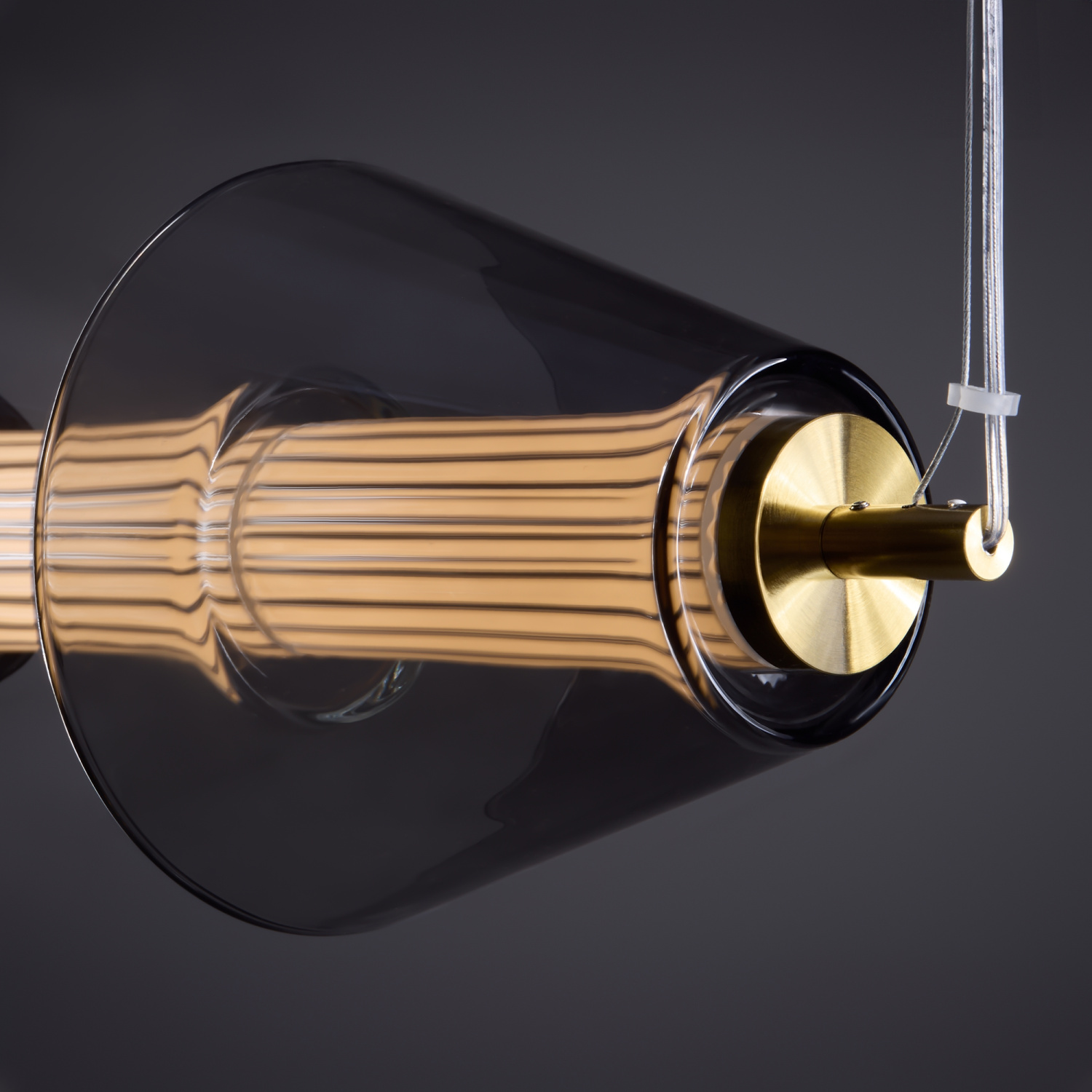 Freya LED Plum Подвесной светильник цвет: латунь FR6137PL-L21BT1