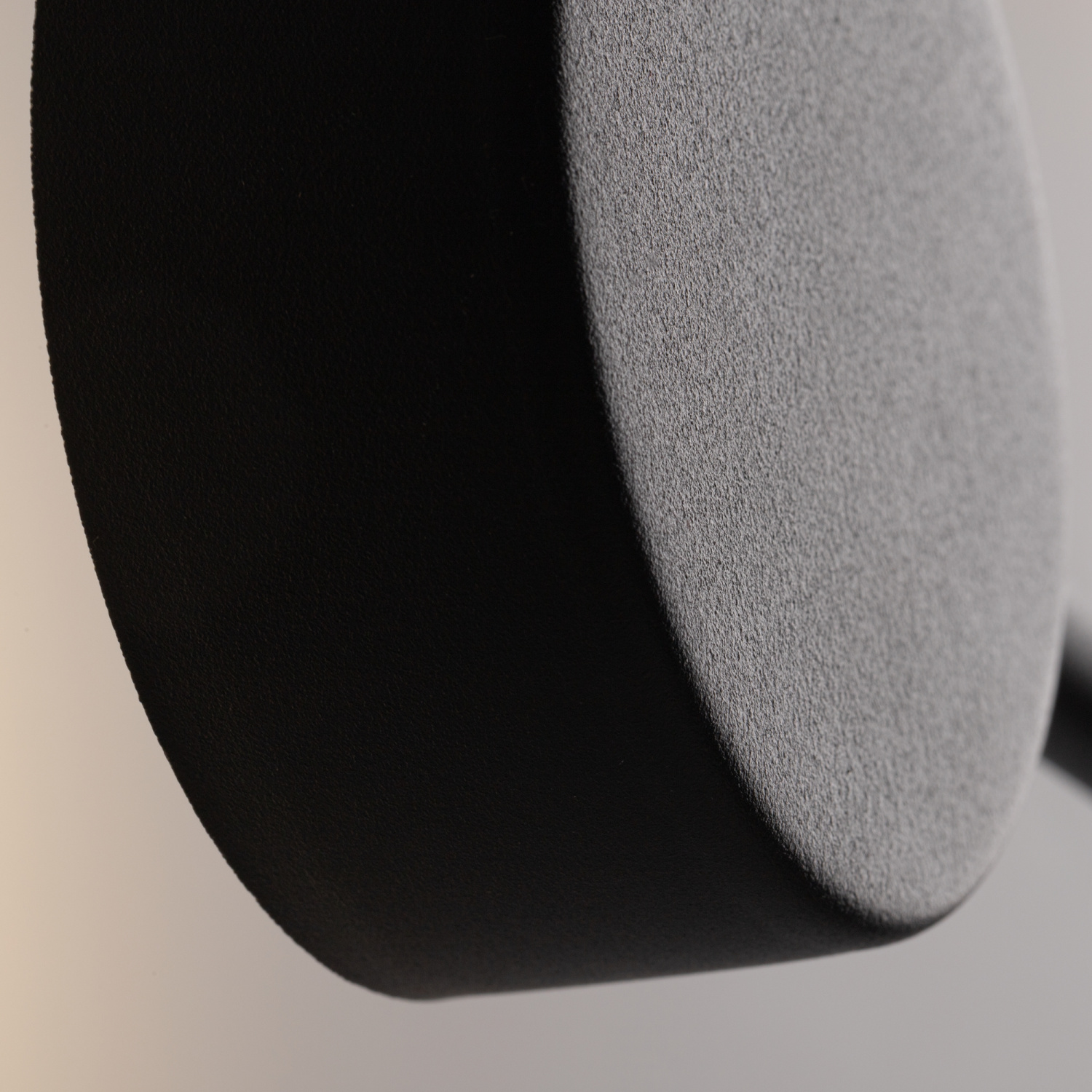 Freya Modern Tactic Настенный светильник (бра) цвет: черный FR5363WL-02B1