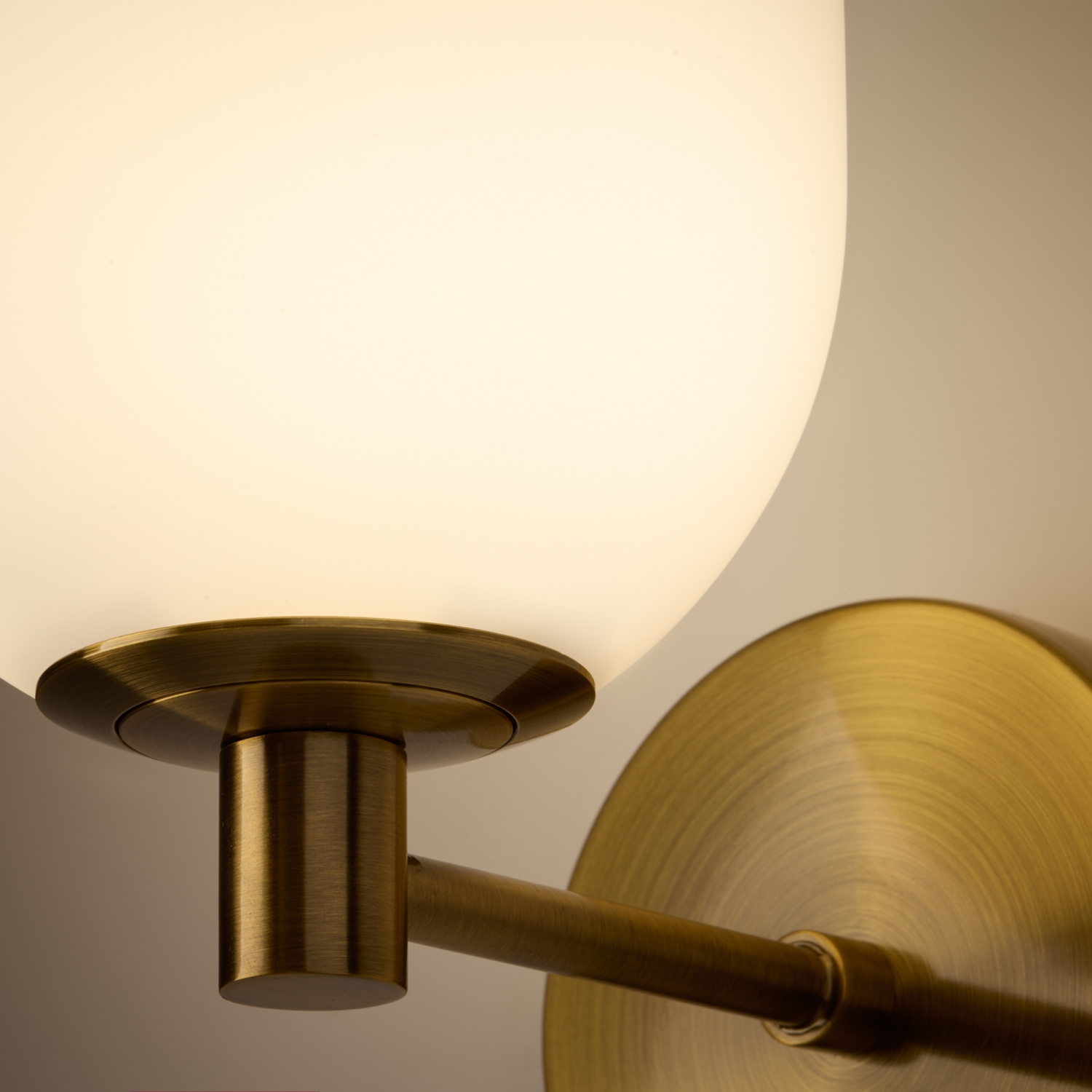 Freya Crystal Sharlot Настенный светильник (бра) цвет: латунь FR1012WL-01BS