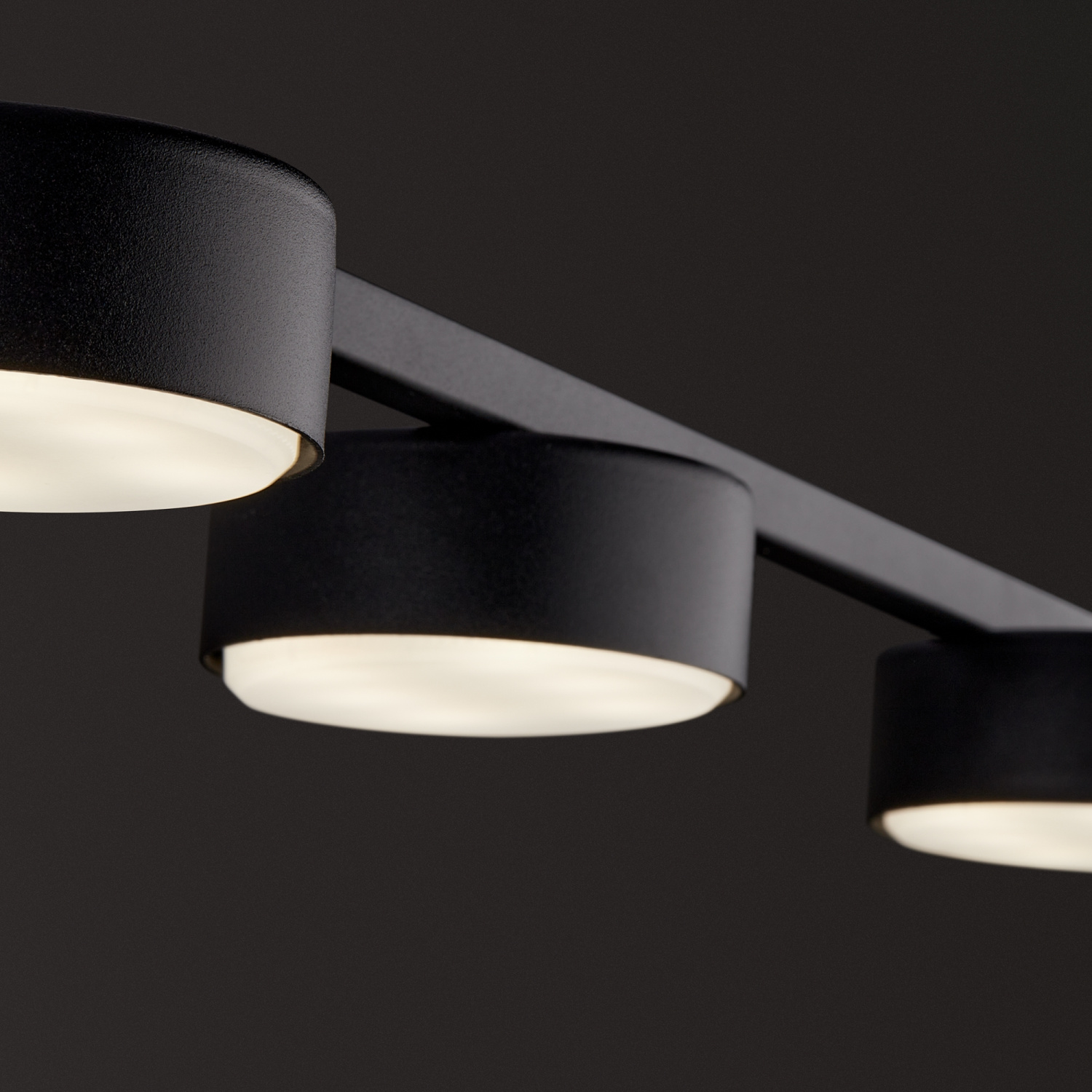 Freya Modern Tactic Потолочный светильник цвет: черный FR5363CL-05B