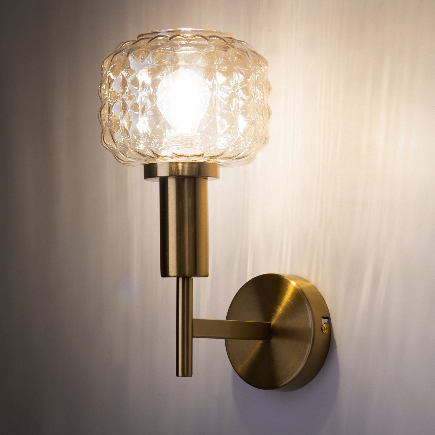 Freya Modern Fero Настенный светильник (бра) цвет: латунь FR5366WL-01BS