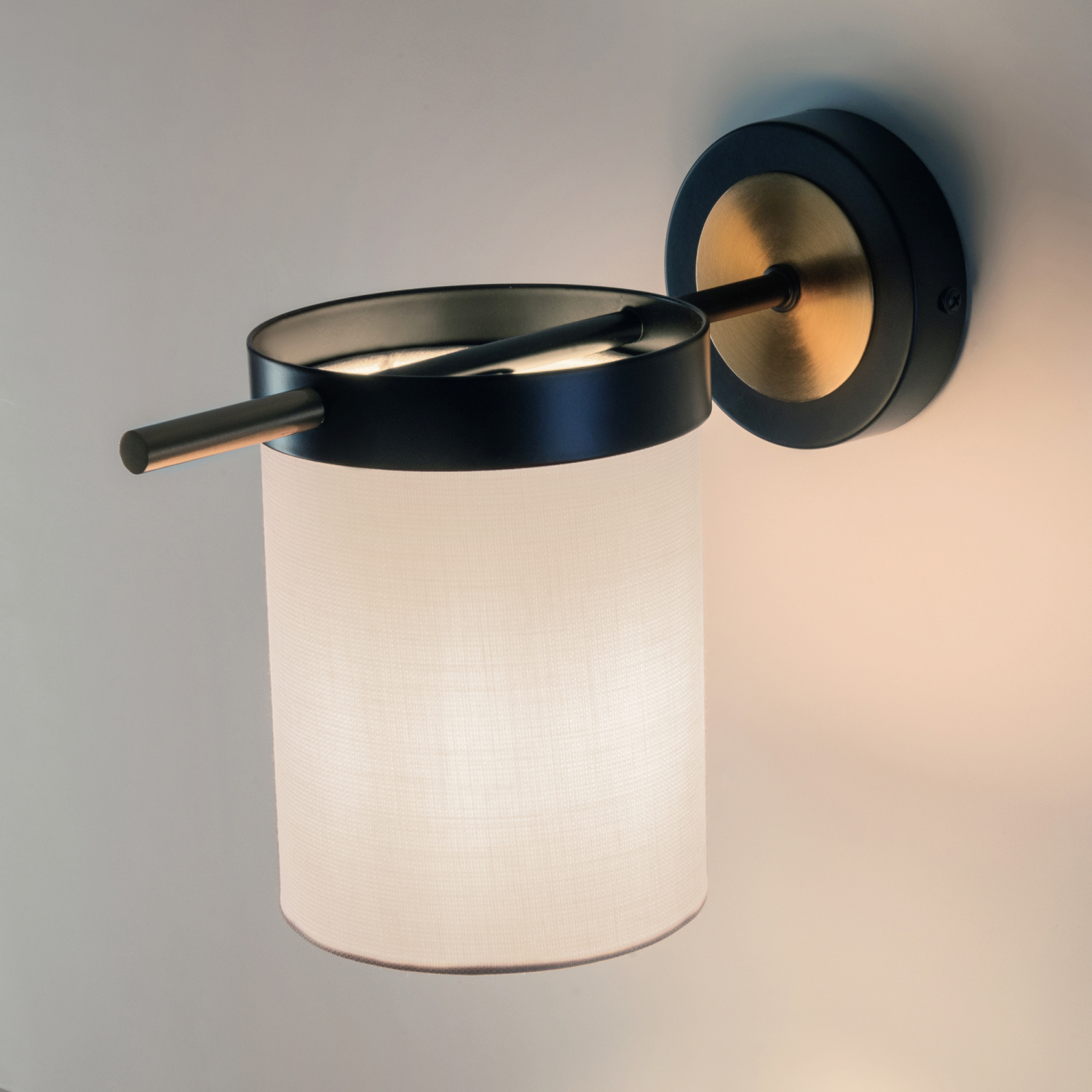 Freya Modern Bogy Настенный светильник (бра) цвет: черный FR5377WL-01B