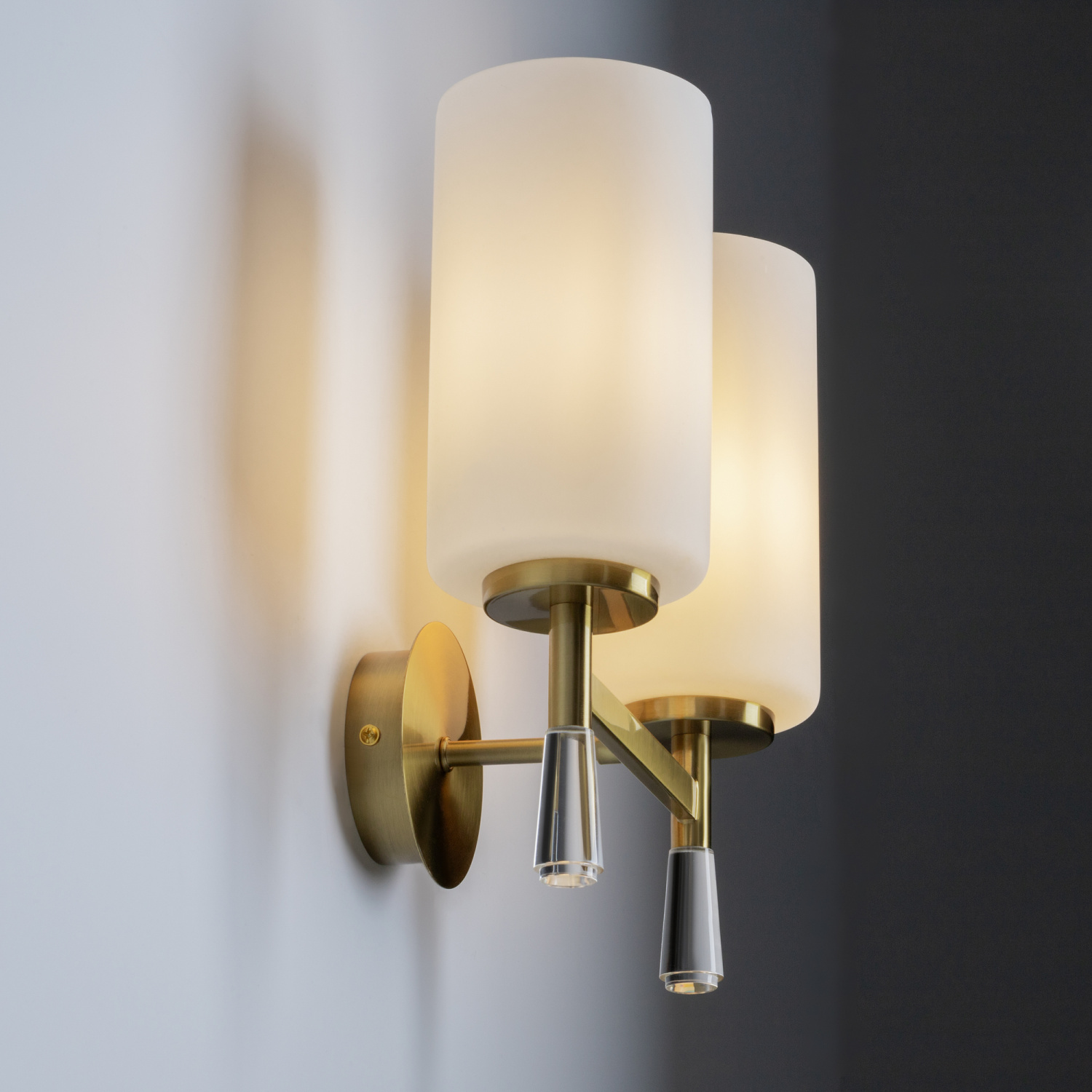 Freya Classic Chic Настенный светильник (бра) цвет: латунь FR2031WL-02BS