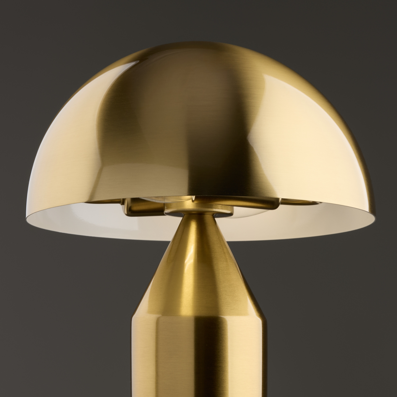 Freya Modern Eleon Настольный светильник цвет: латунь FR5218TL-01BS