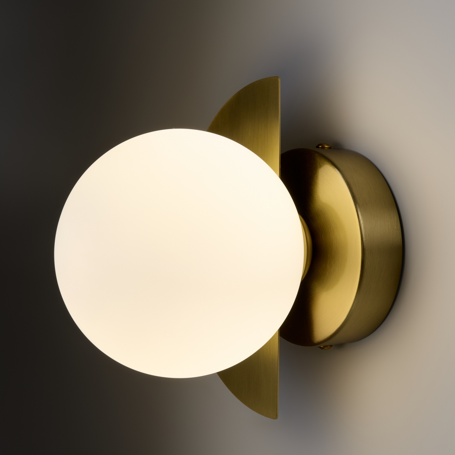 Freya Modern Sepia Настенный светильник (бра) цвет: латунь FR5391WL-01BS