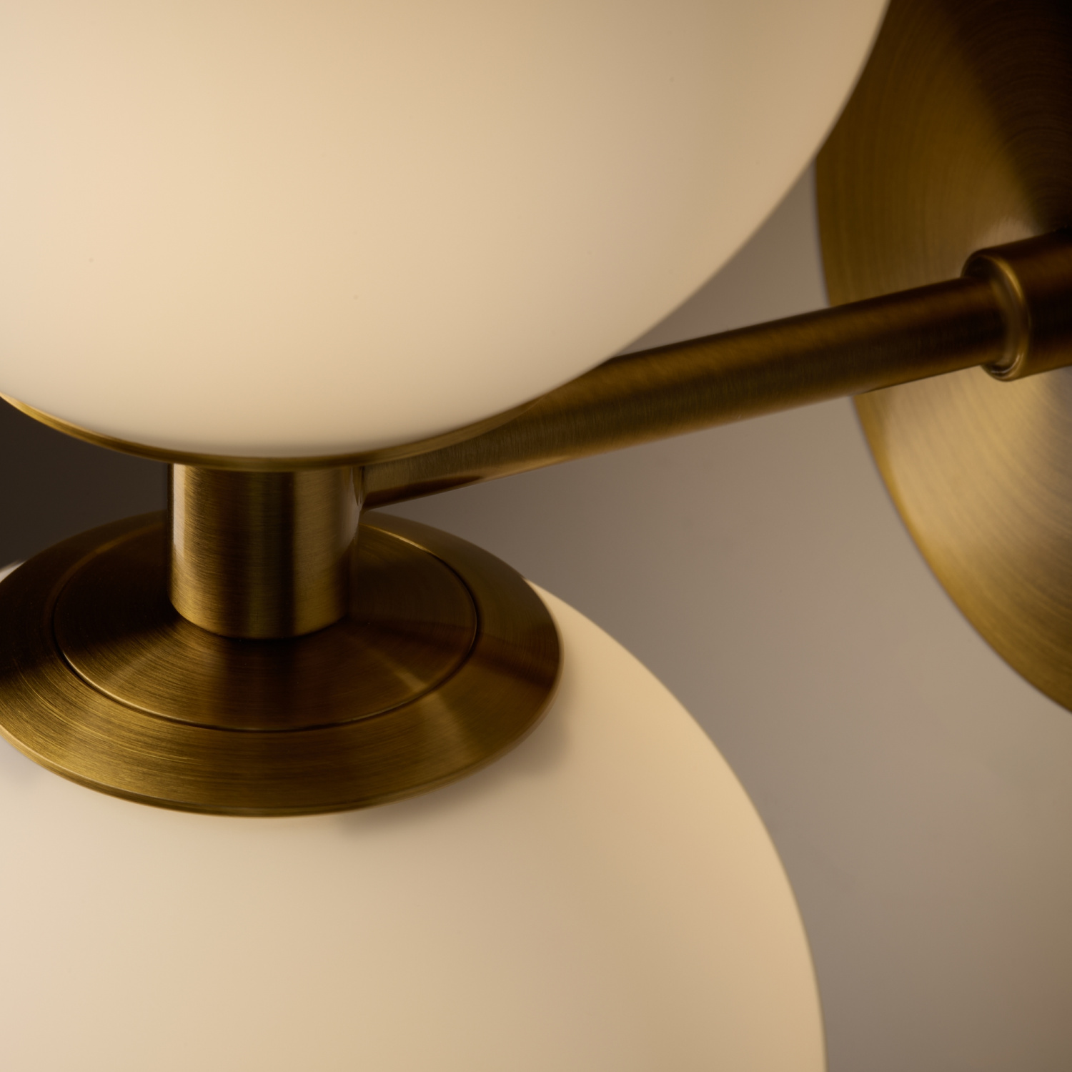 Freya Crystal Sharlot Настенный светильник (бра) цвет: латунь FR1012WL-02BS