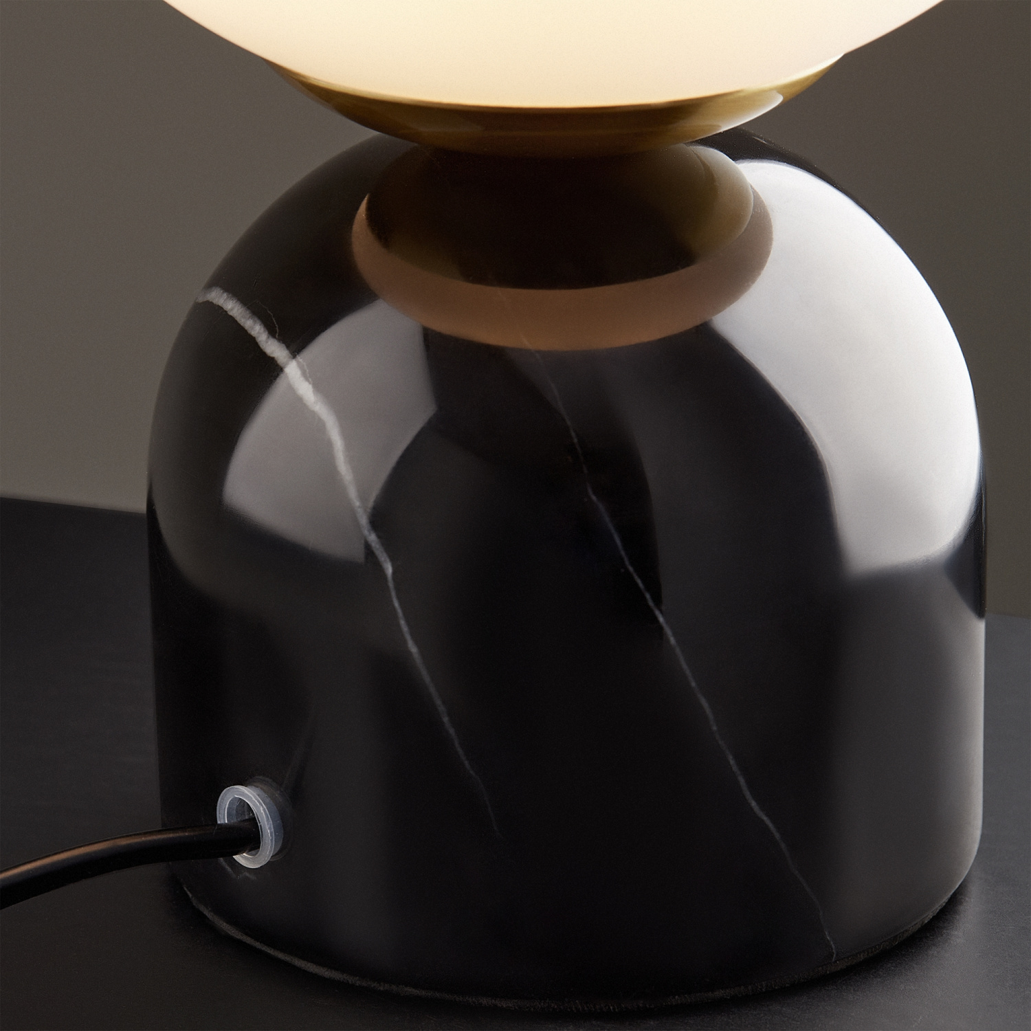 Freya Modern Fossil Настольный светильник цвет: черный FR5288TL-01B1