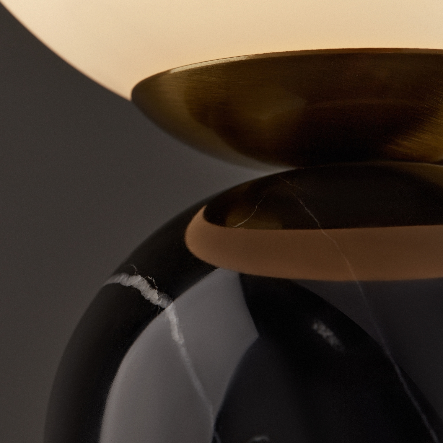 Freya Modern Fossil Настольный светильник цвет: черный FR5288TL-01B1