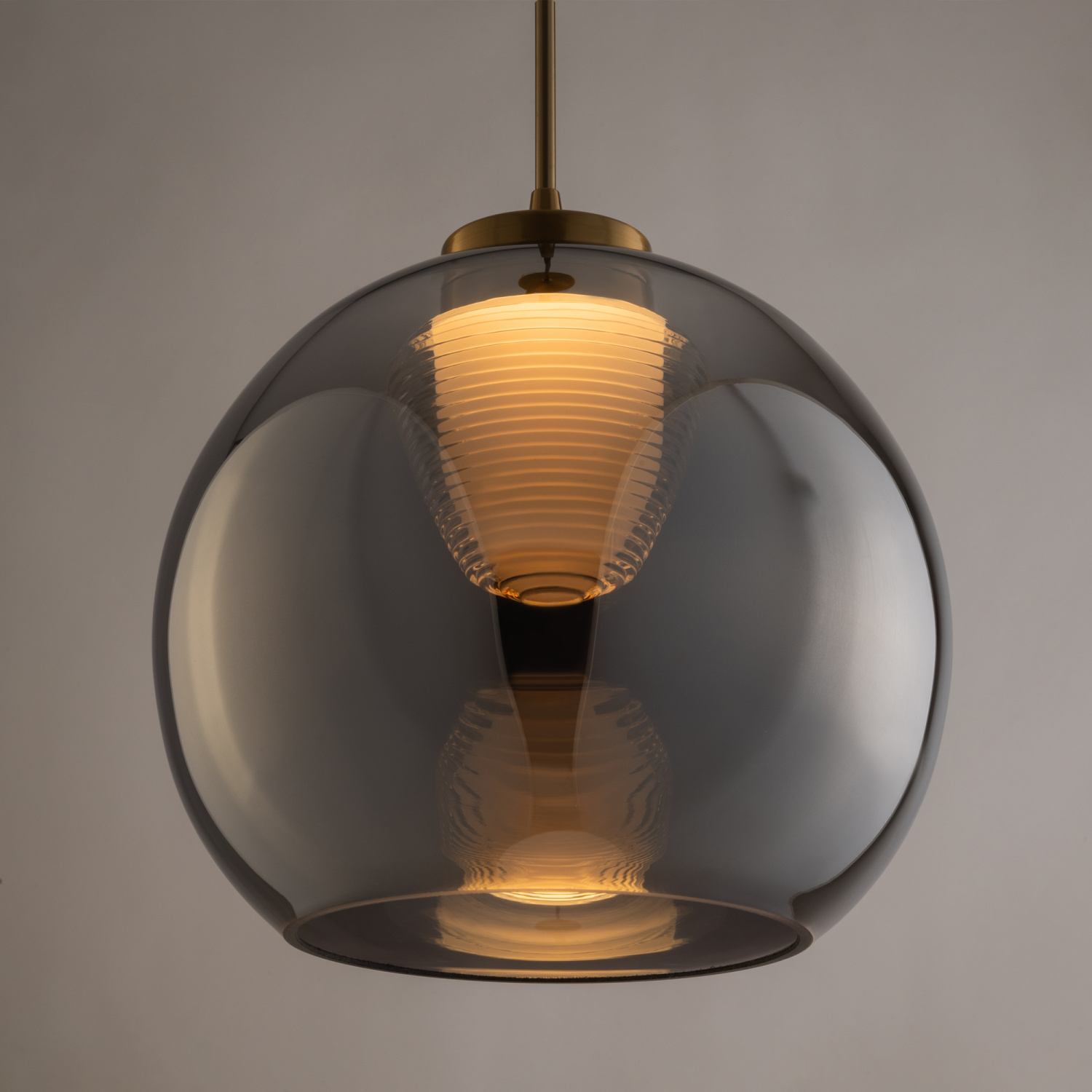 Freya Modern Fume Подвесной светильник цвет: латунь FR5399PL-L4BS2